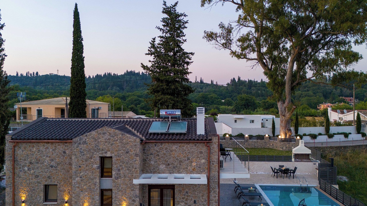 Photo of Outdoor in Afra
