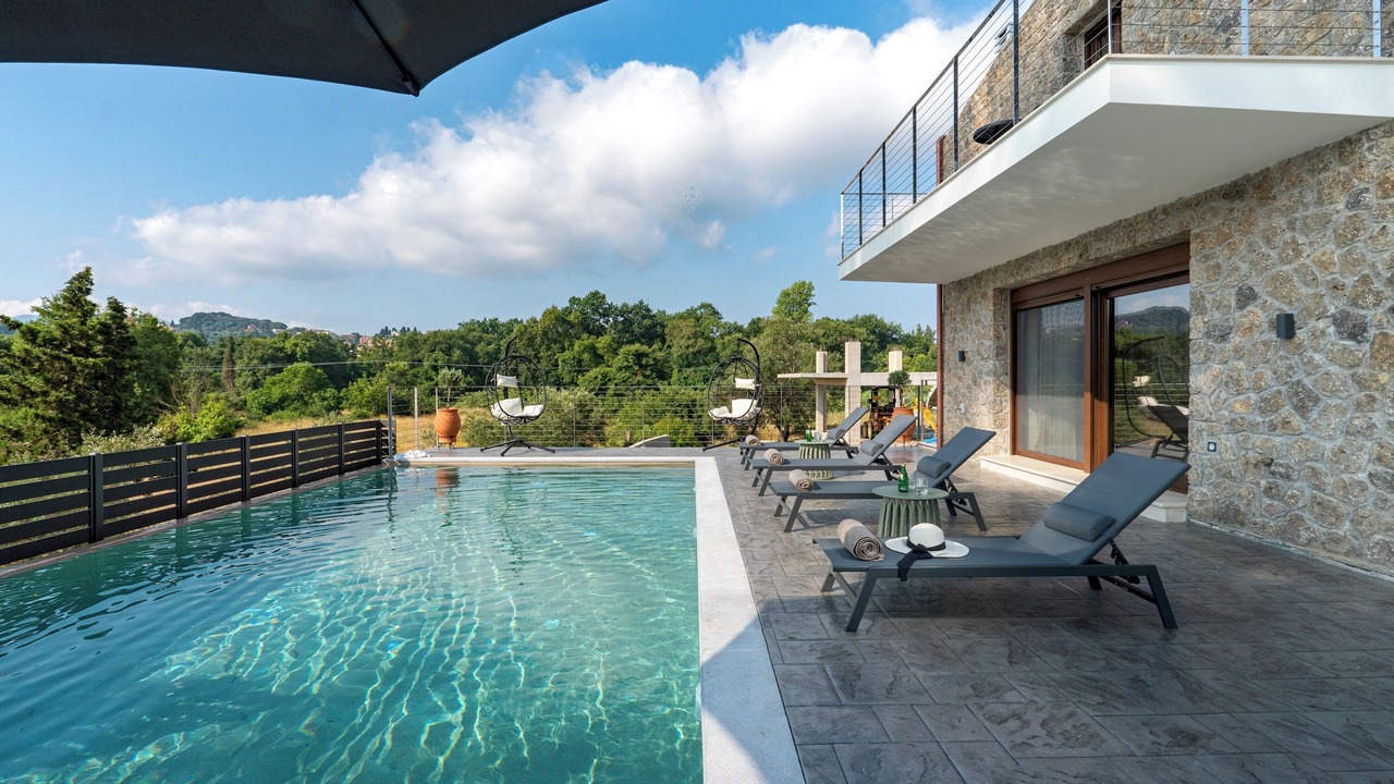 Photo of Outdoor in Afra