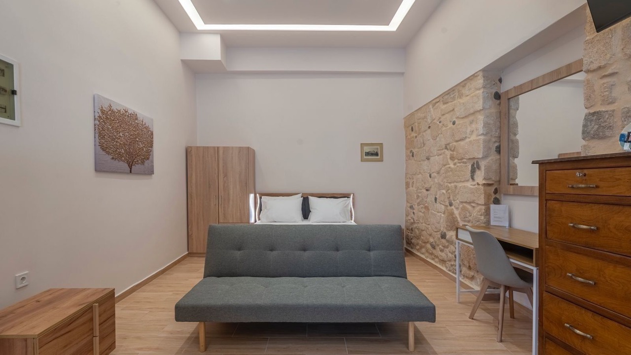 Photo of Livingroom in Aegina Town