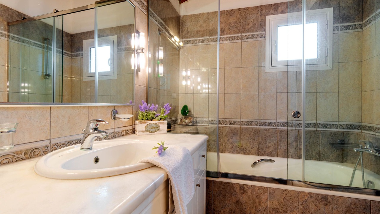 Photo of Bathroom in Agni