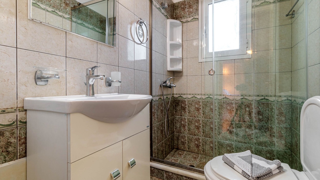 Photo of Bathroom in Agni