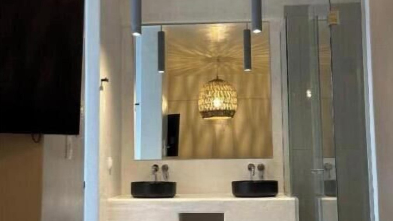 Photo of Bathroom in Naousa