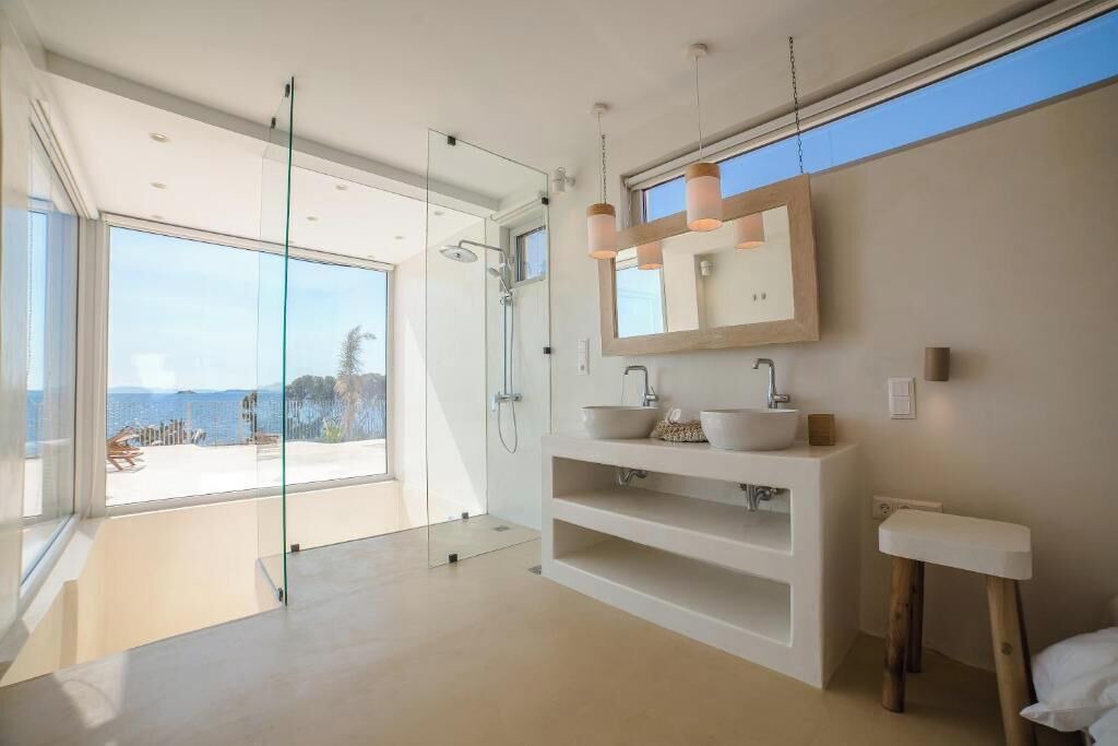 Photo of Bathroom in Saronida