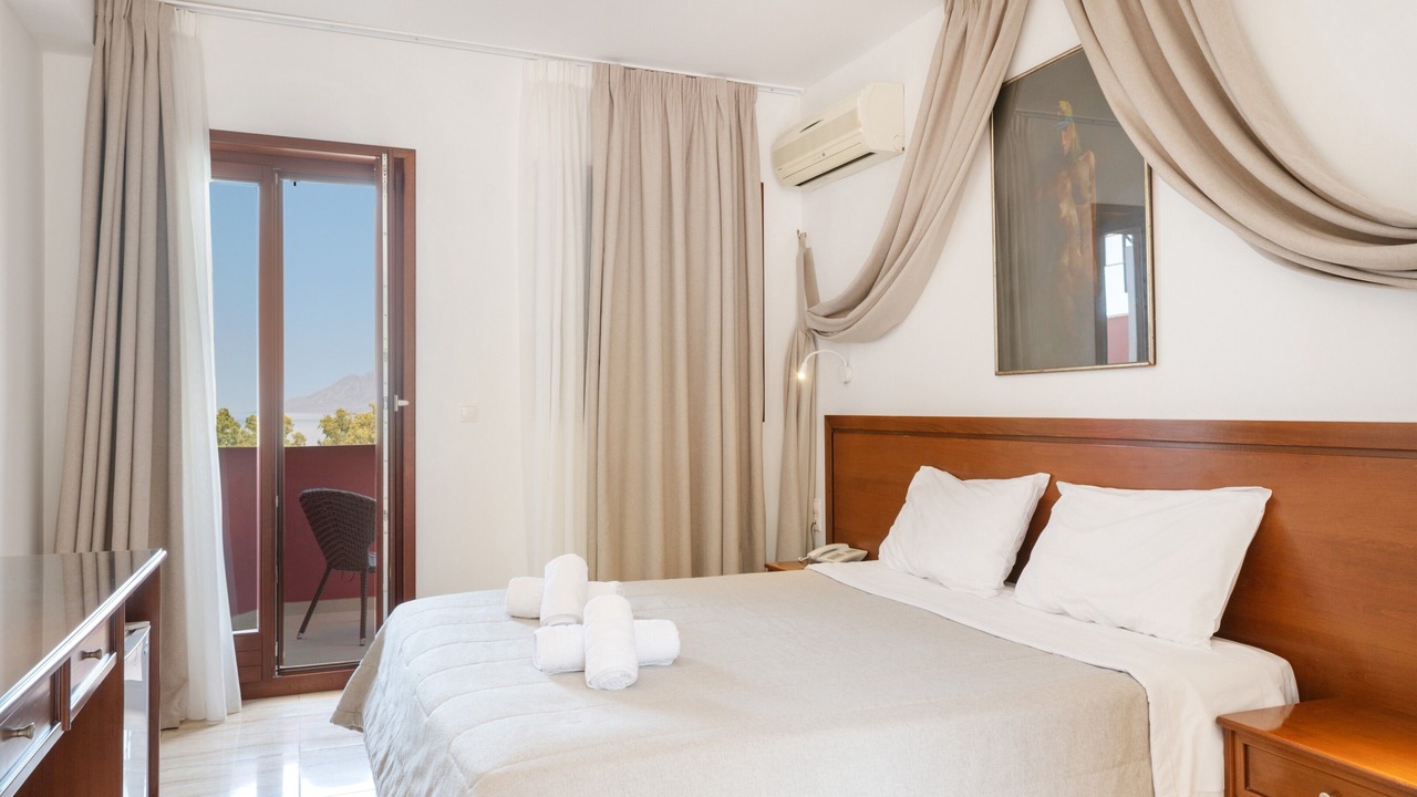 Photo of Bedroom in Melissopetra