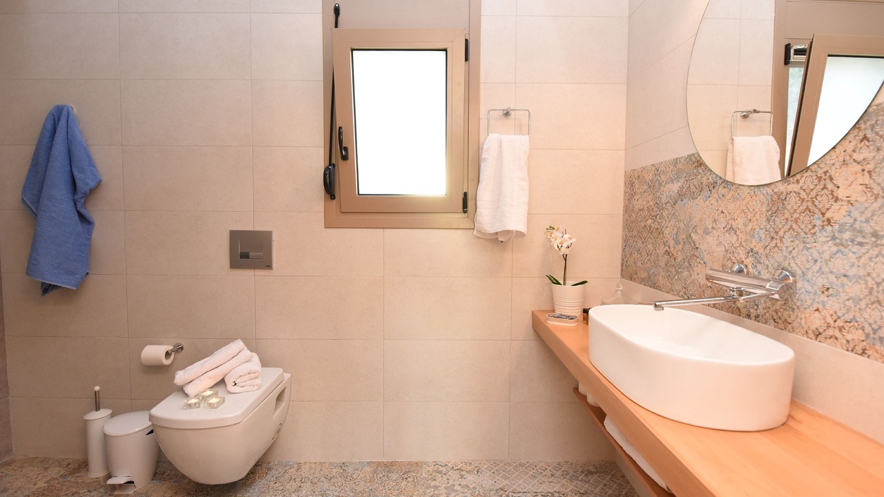 Photo of Bathroom in Margarites