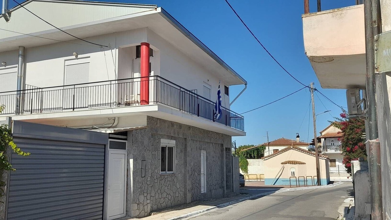 Photo of Outdoor in Mikromani
