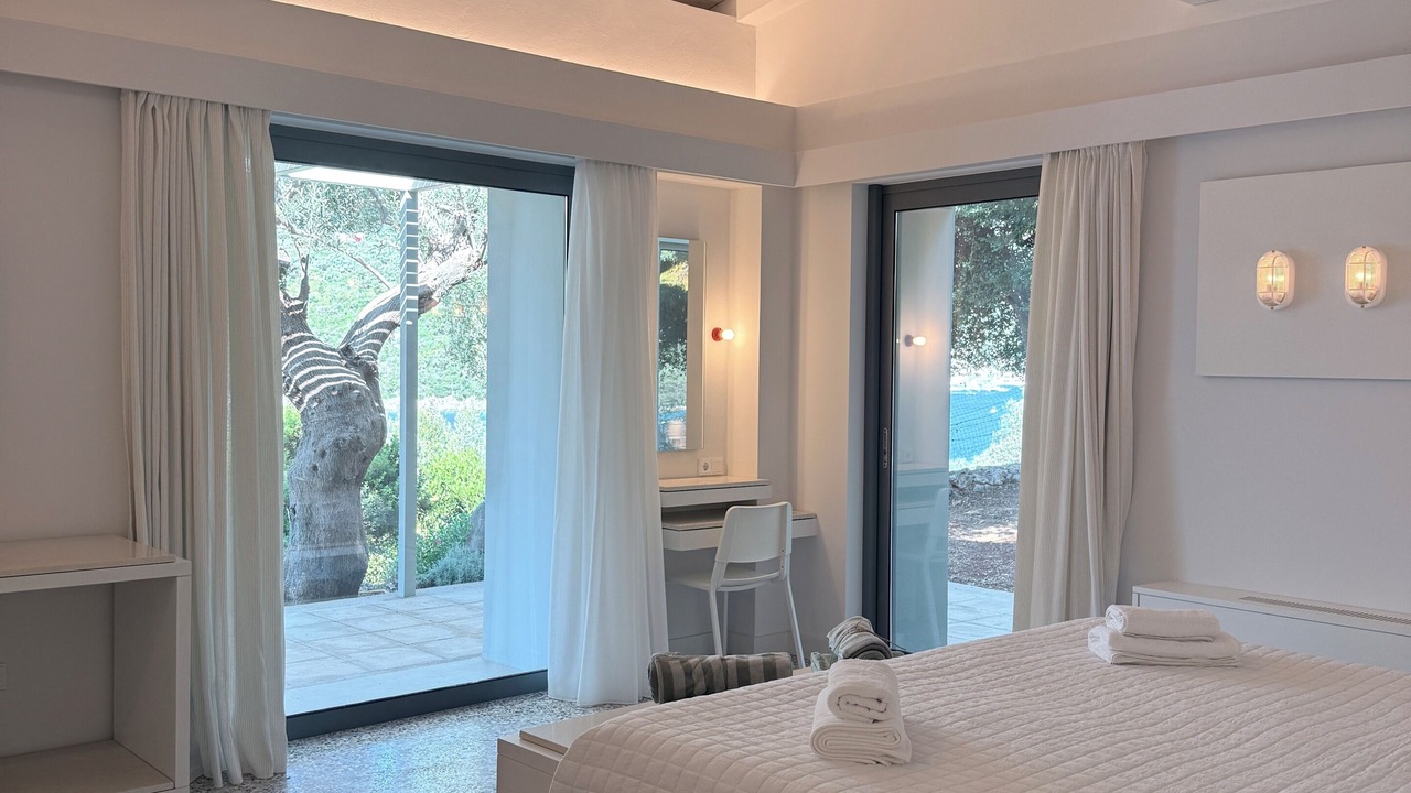 Photo of Bedroom in Evgiros