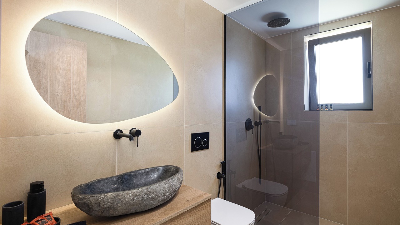 Photo of Bathroom in Akrotiri