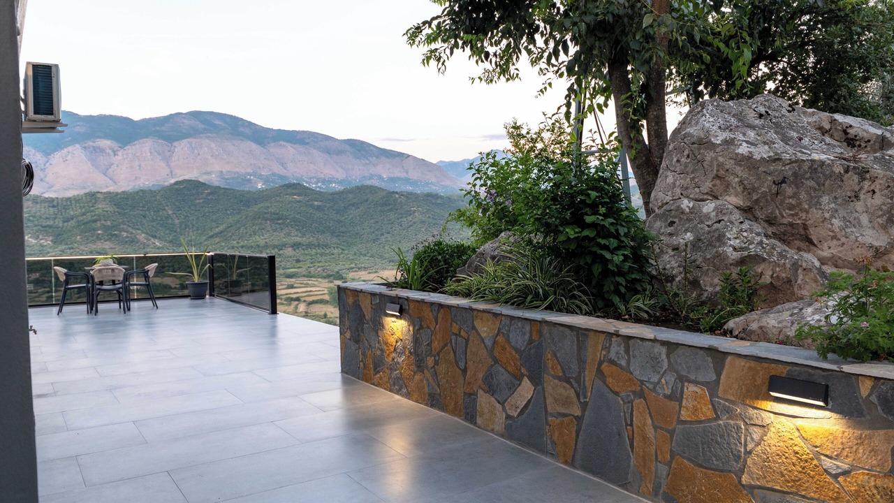 Photo of Outdoor in Aliko