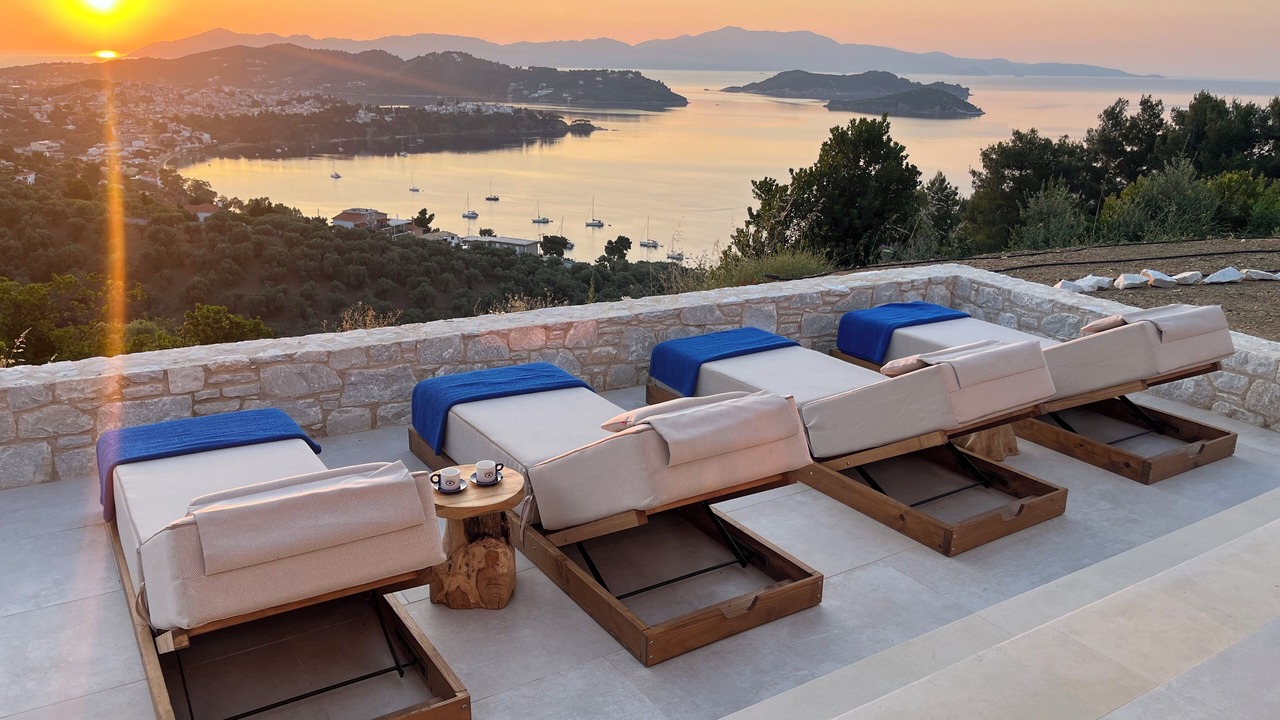 Photo of Patio Balcony in Katsarou