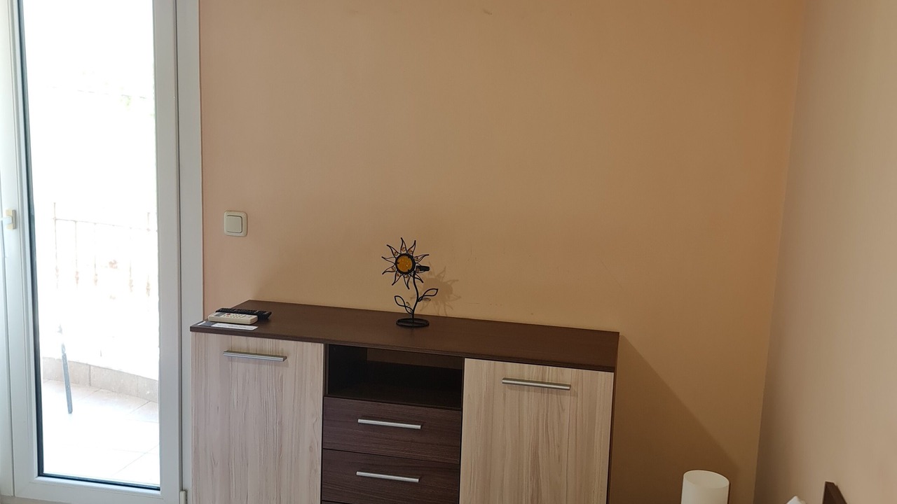 Photo of Bedroom in Drama