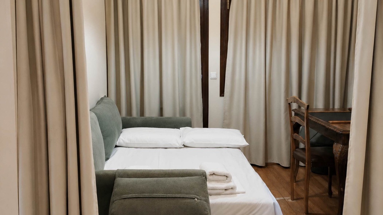 Photo of Bedroom in Alli Meria