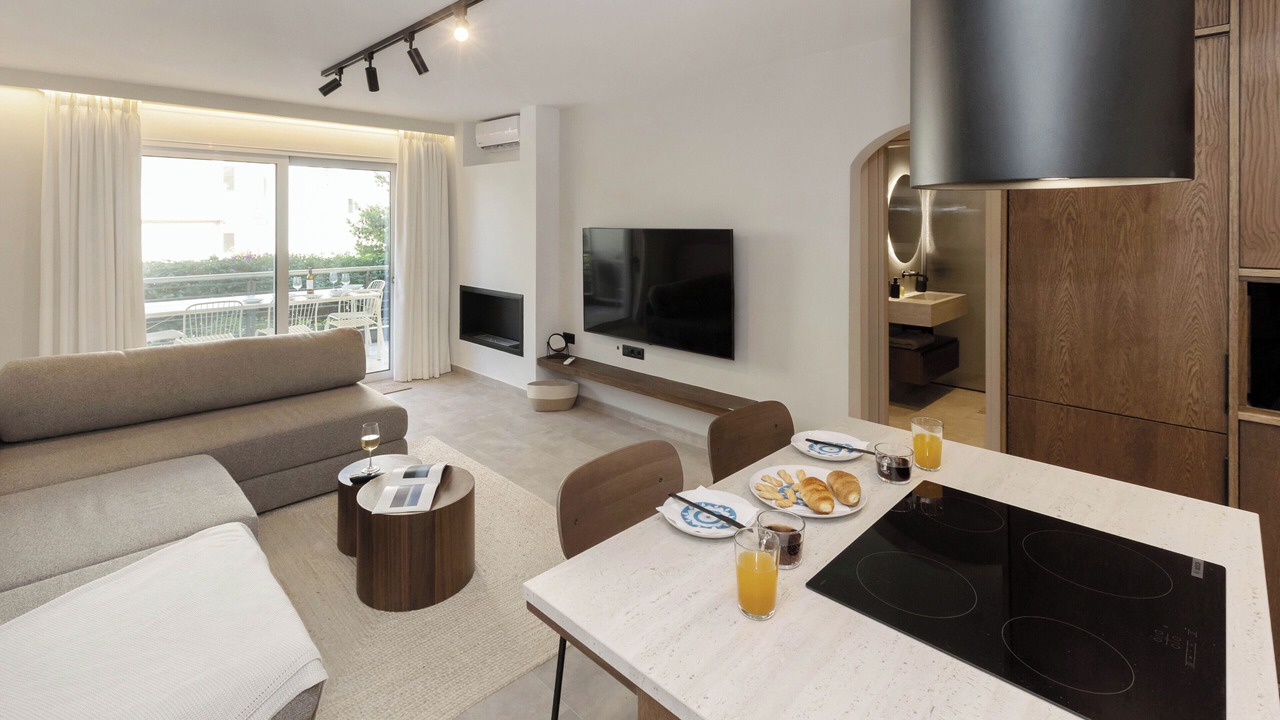 Photo of Livingroom in Varkiza