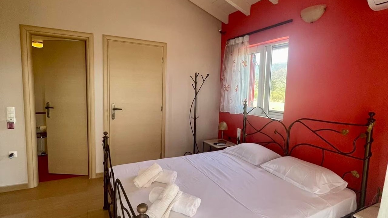 Photo of Bedroom in Plepi