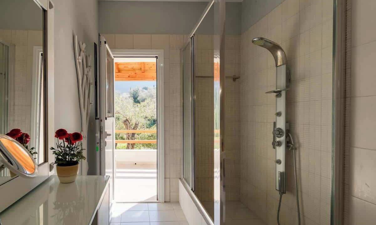 Photo of Bathroom in Vatos