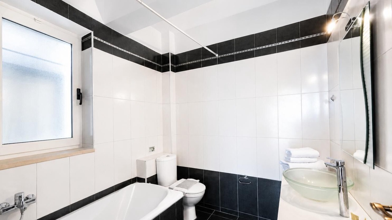Photo of Bathroom in Perigiali