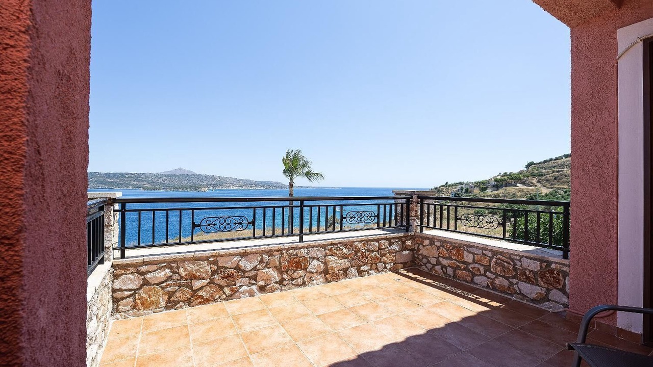 Photo of Patio Balcony in Kalamion