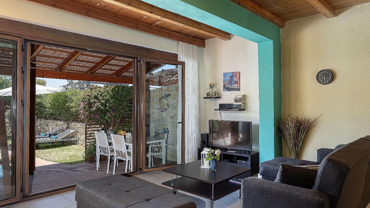 Photo of Livingroom in Platanias Town