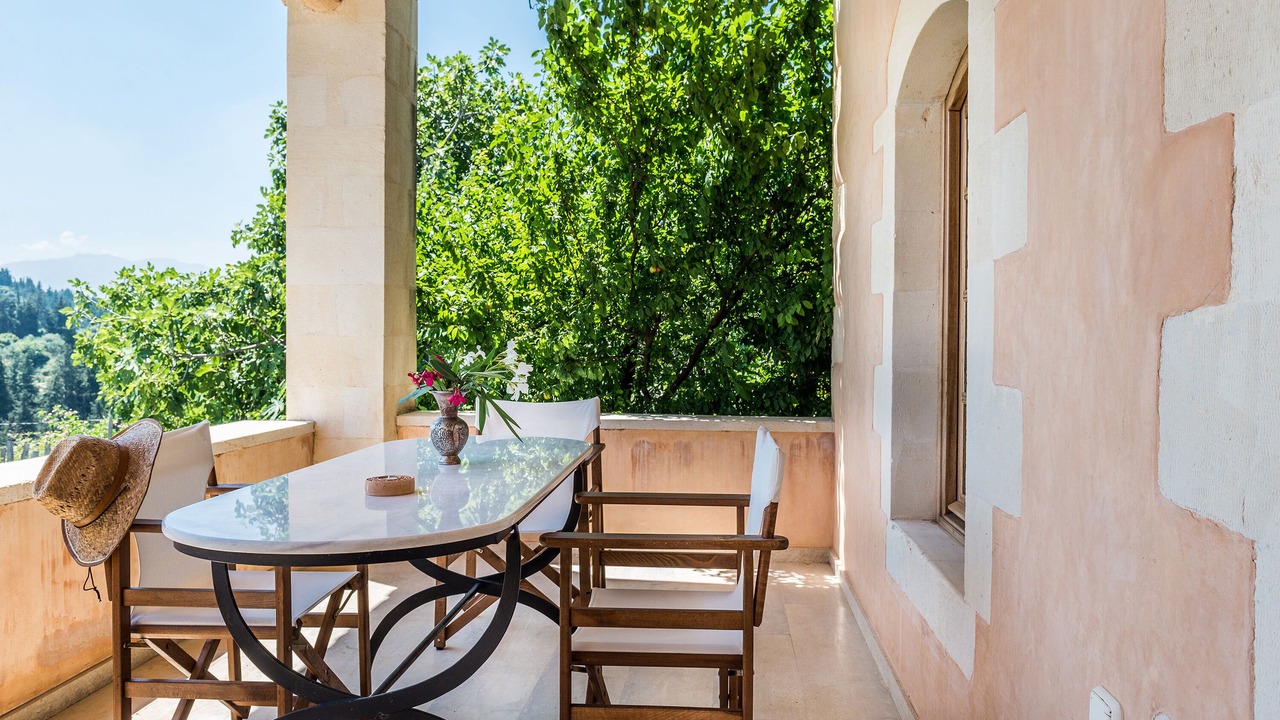 Photo of Outdoor in Maheri