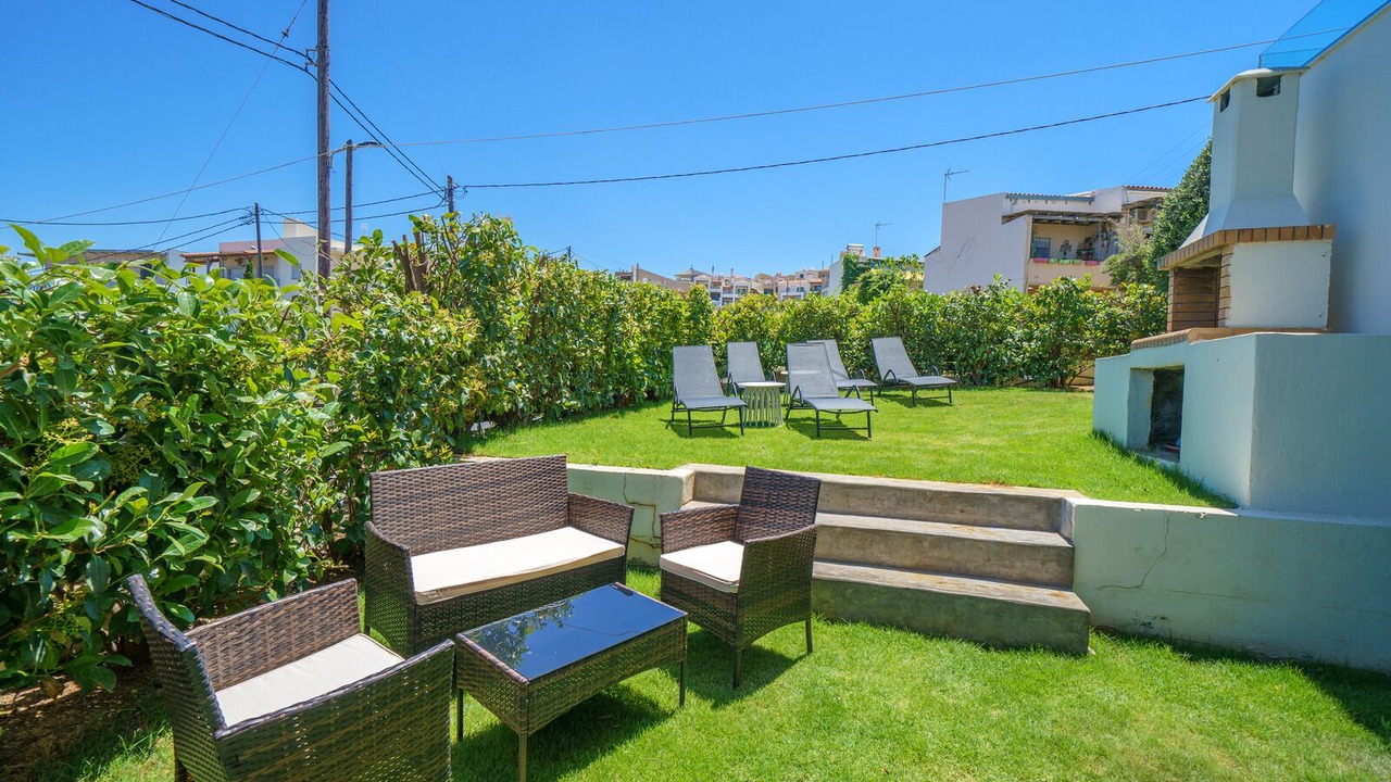 Photo of Patio Balcony in Violi Charaki
