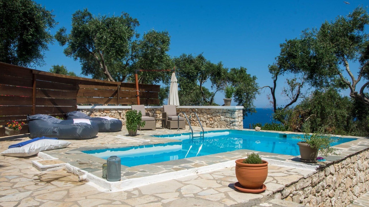 Photo of Others in Gaios