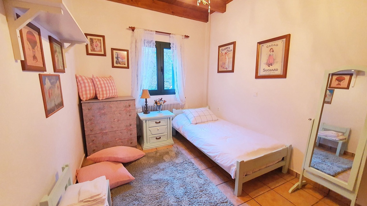 Photo of Bedroom in Eptalofos