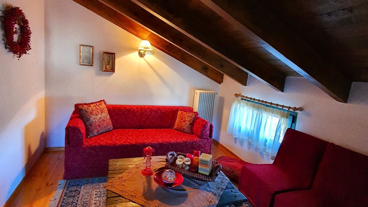 Photo of Livingroom in Eptalofos