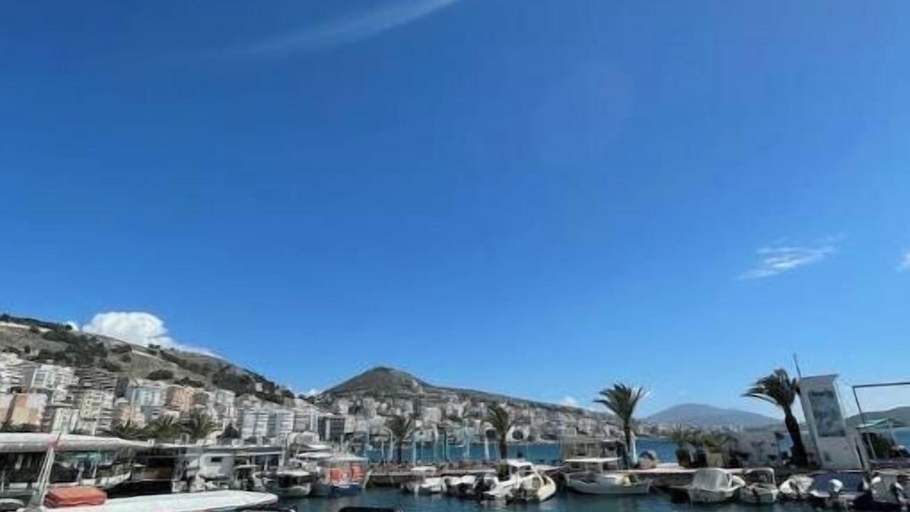 Photo of Others in Sarande