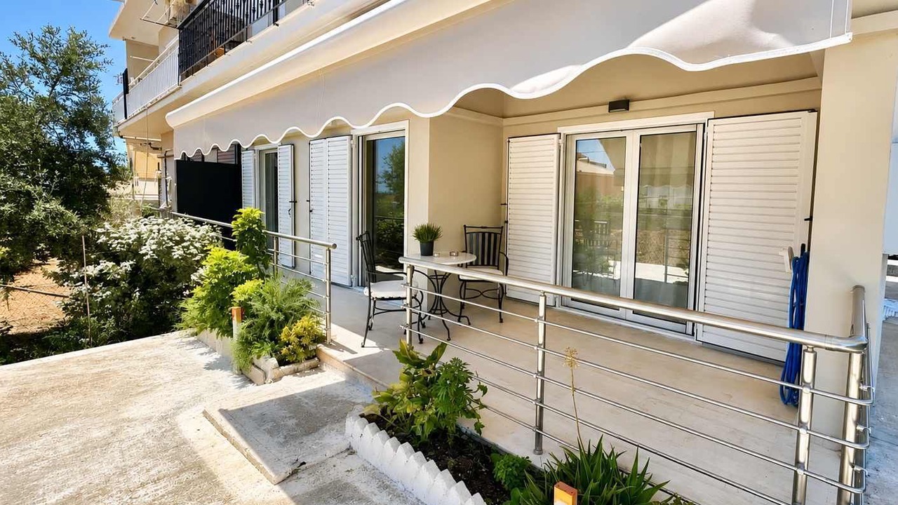Photo of Patio Balcony in Marathopoli