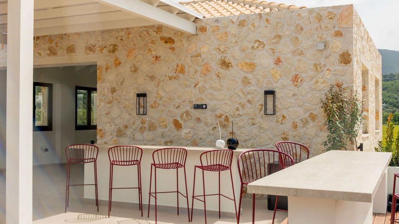 Photo of Patio Balcony in Almiros Beach