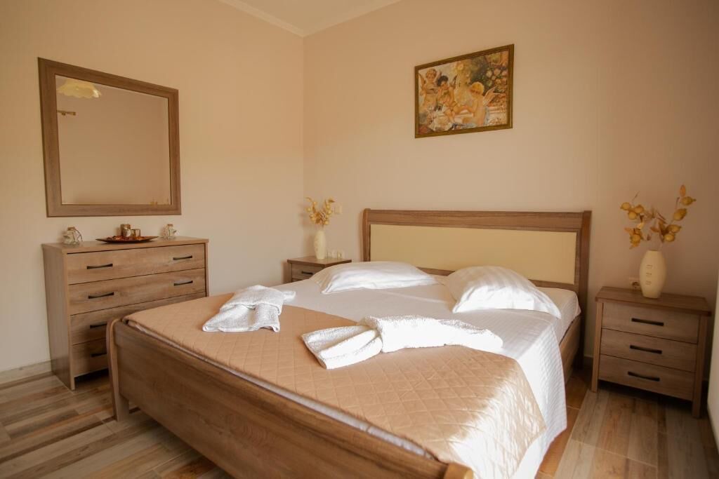Photo of Bedroom in Apolpaina