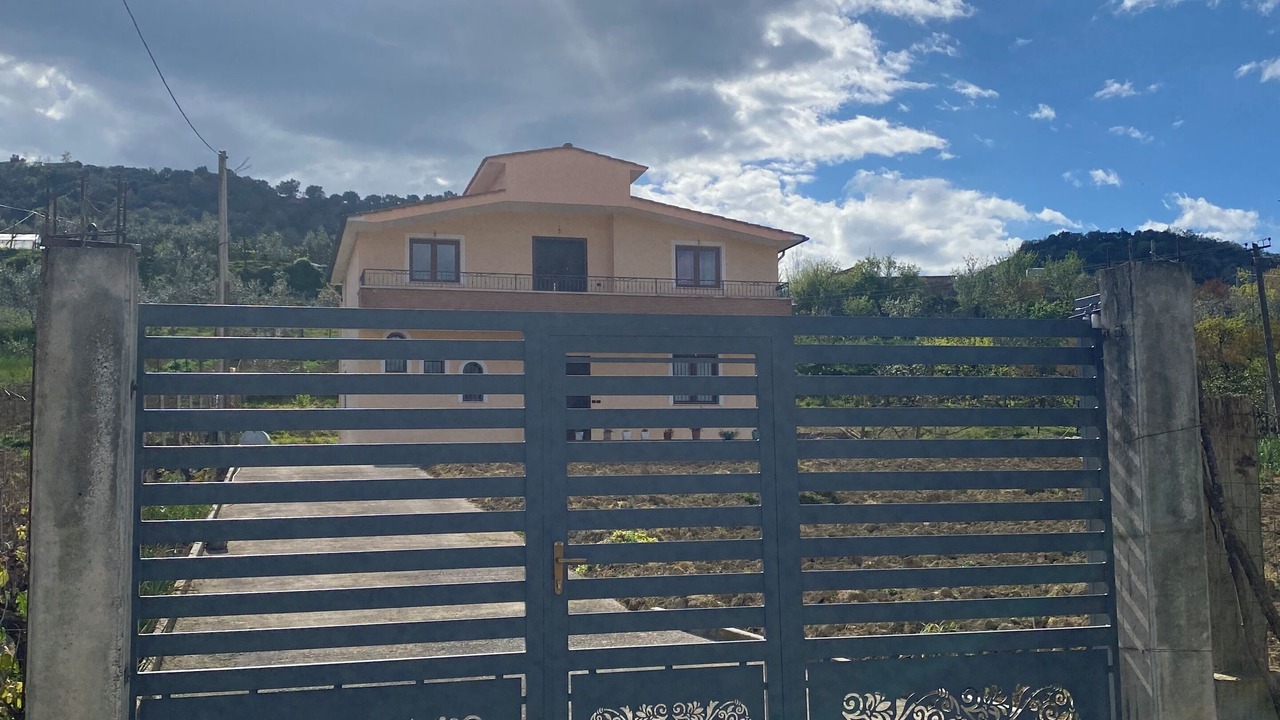 Photo of Outdoor in Kamez