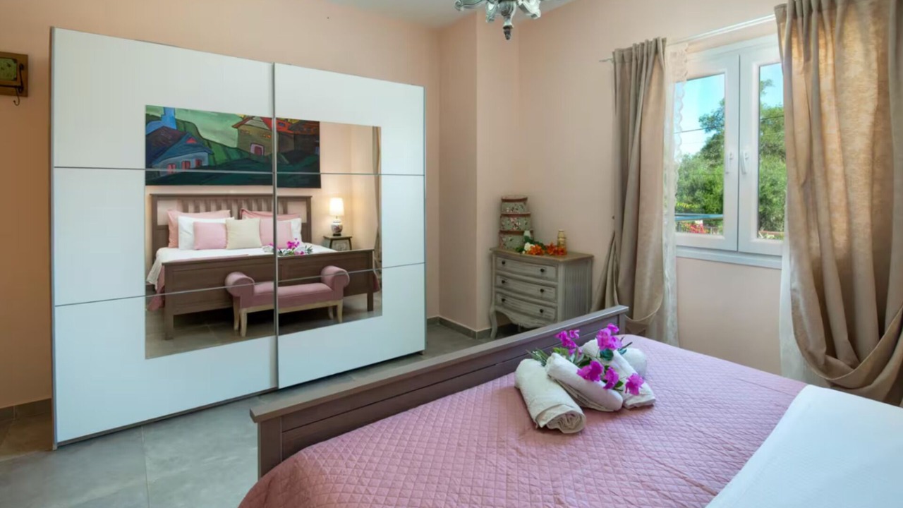 Photo of Bedroom in Mpogdanatika