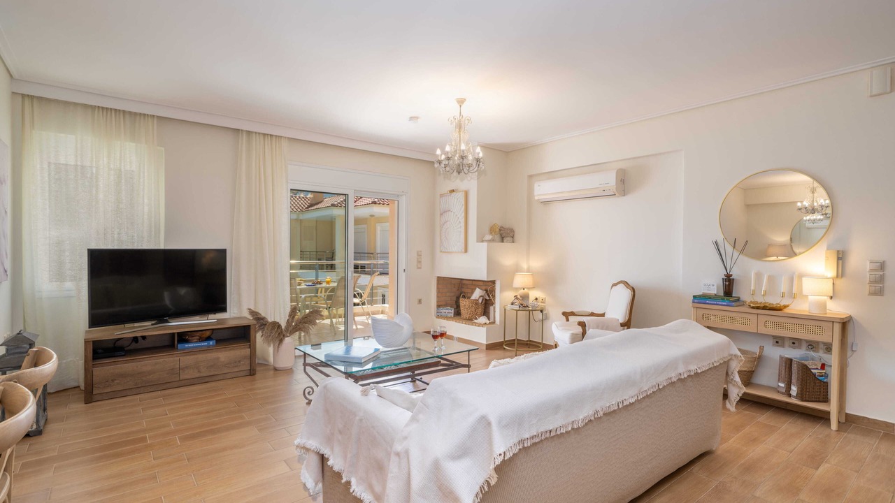 Photo of Livingroom in Karavomylos