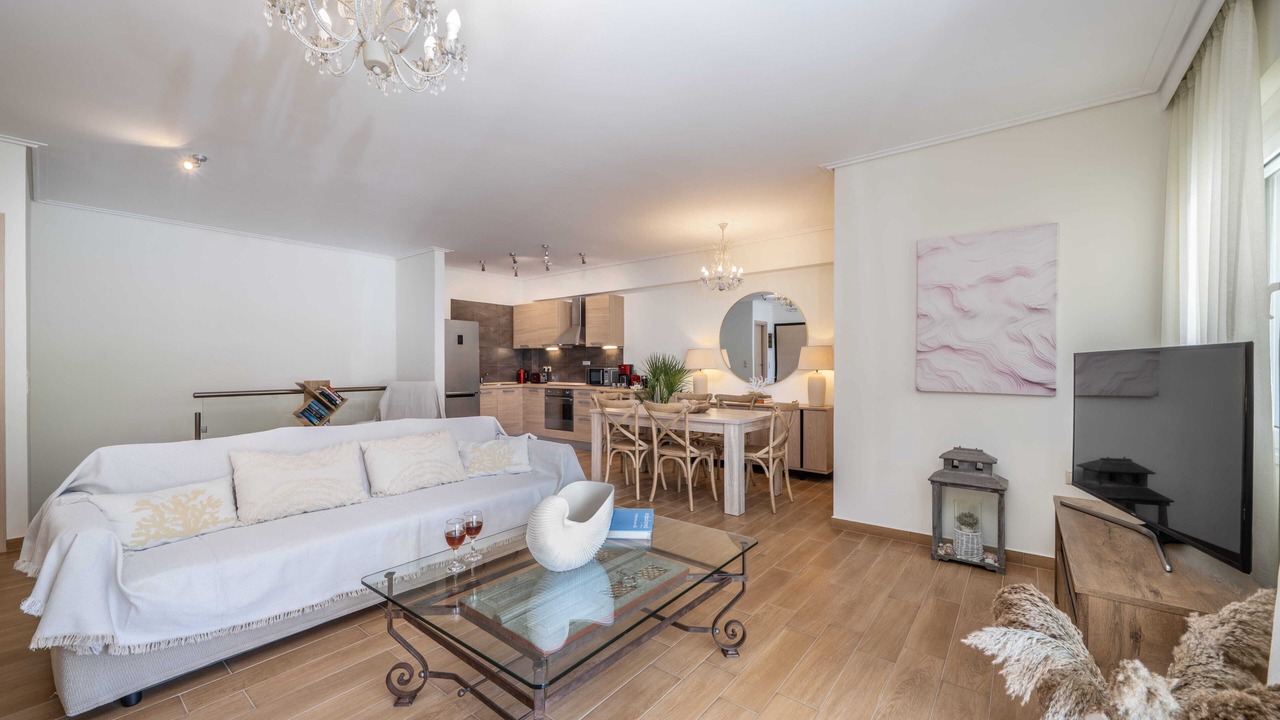 Photo of Livingroom in Karavomylos