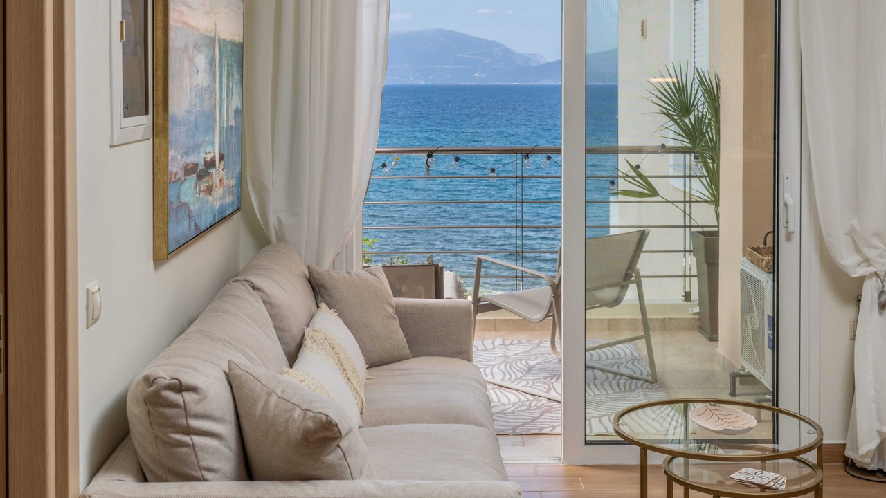 Photo of Livingroom in Karavomylos