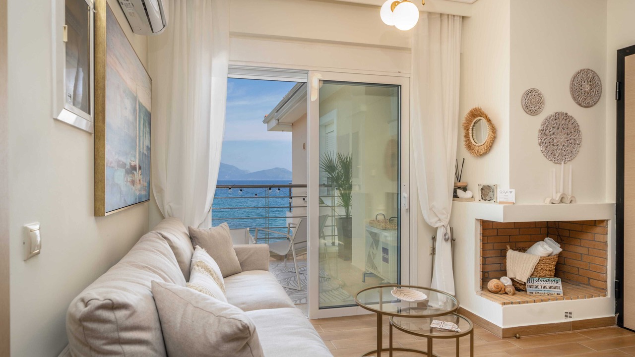 Photo of Livingroom in Karavomylos