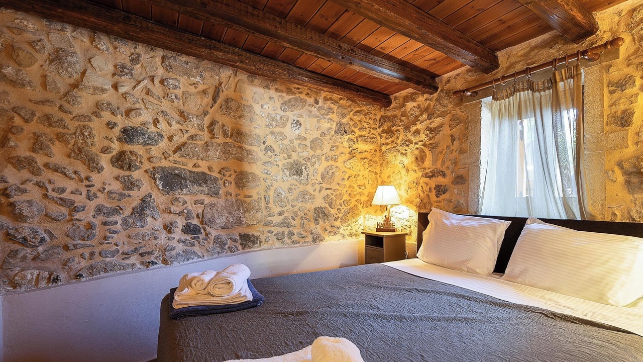 Photo of Bedroom in Monopari