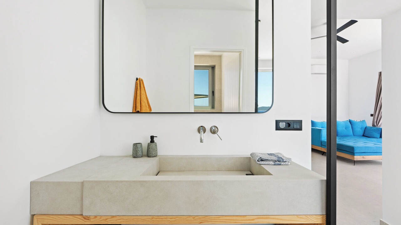 Photo of Bathroom in Evgiros