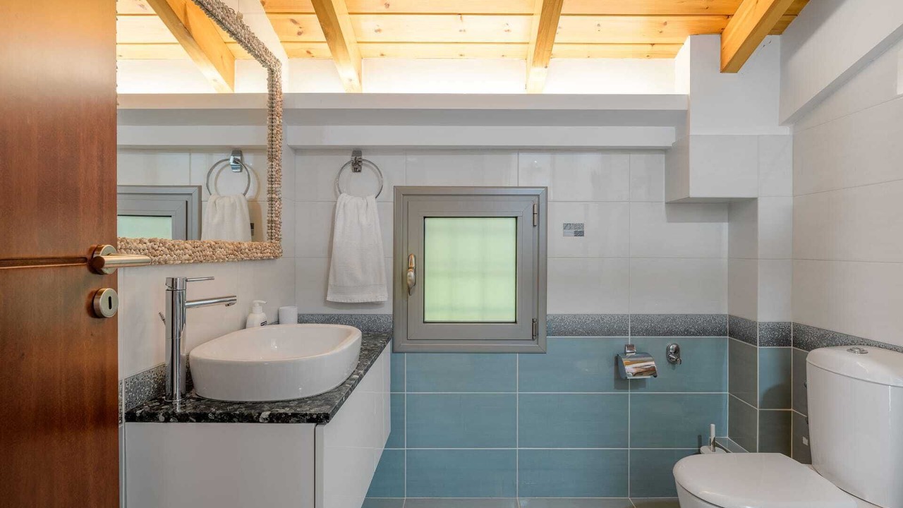 Photo of Bathroom in Chalcis