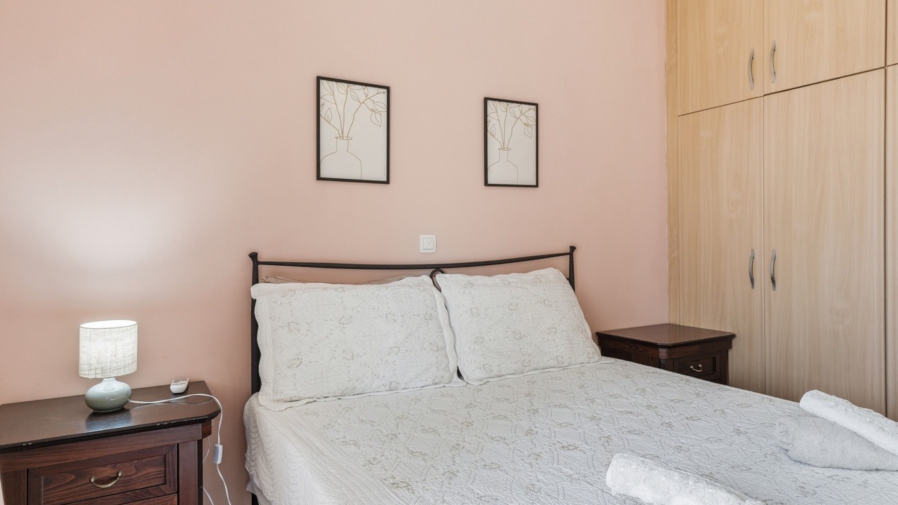 Photo of Bedroom in Alepou