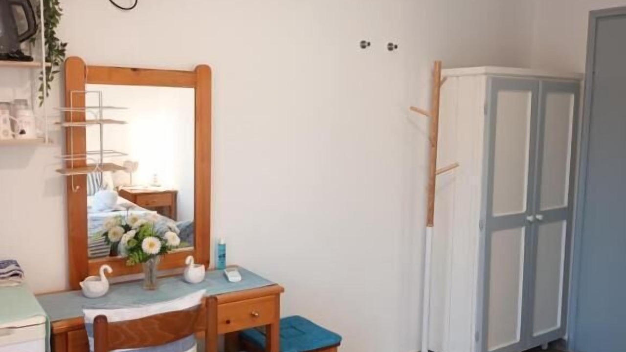 Photo of Bedroom in Massouri