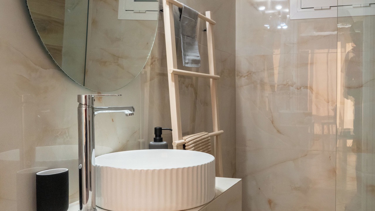 Photo of Bathroom in Minoa Pediada