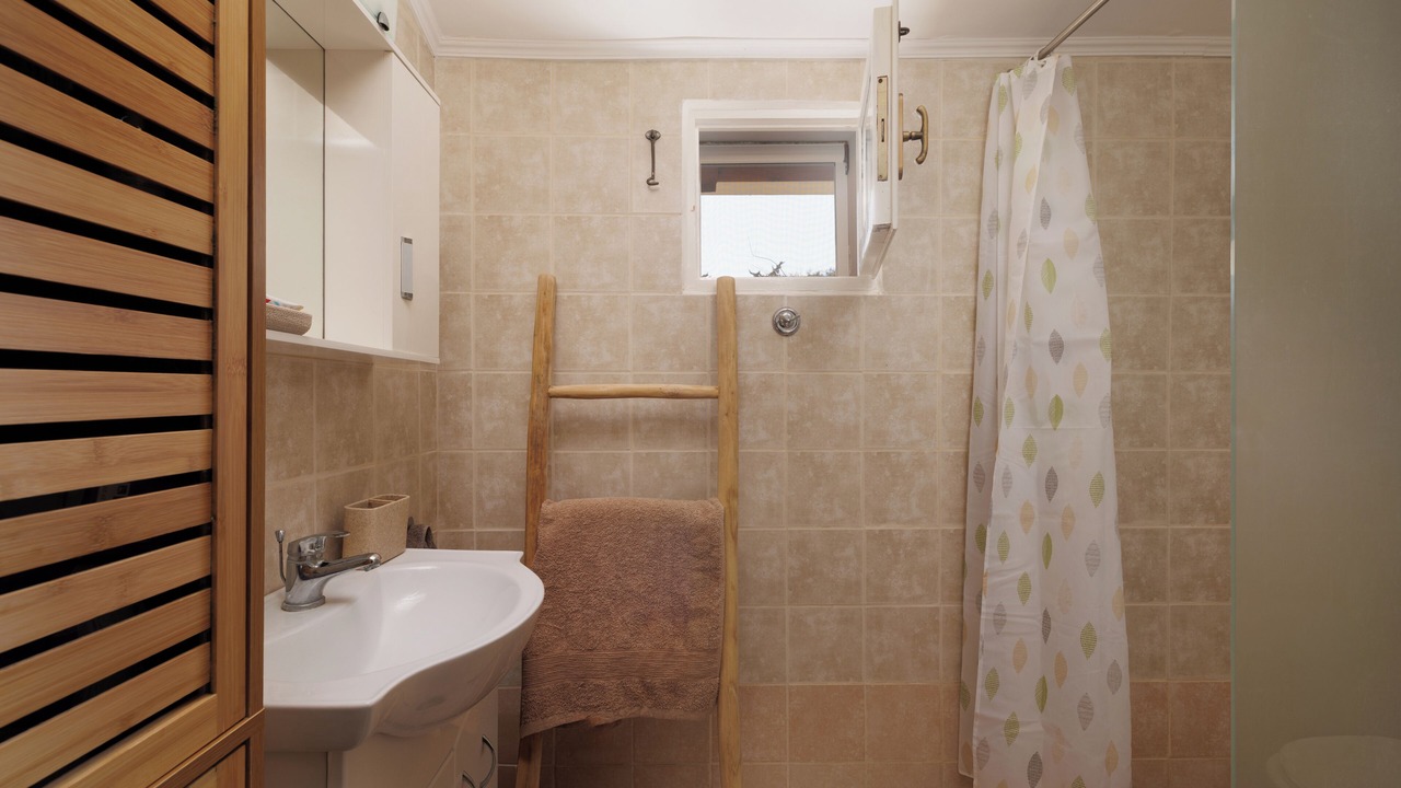 Photo of Bathroom in Kato Korakiana