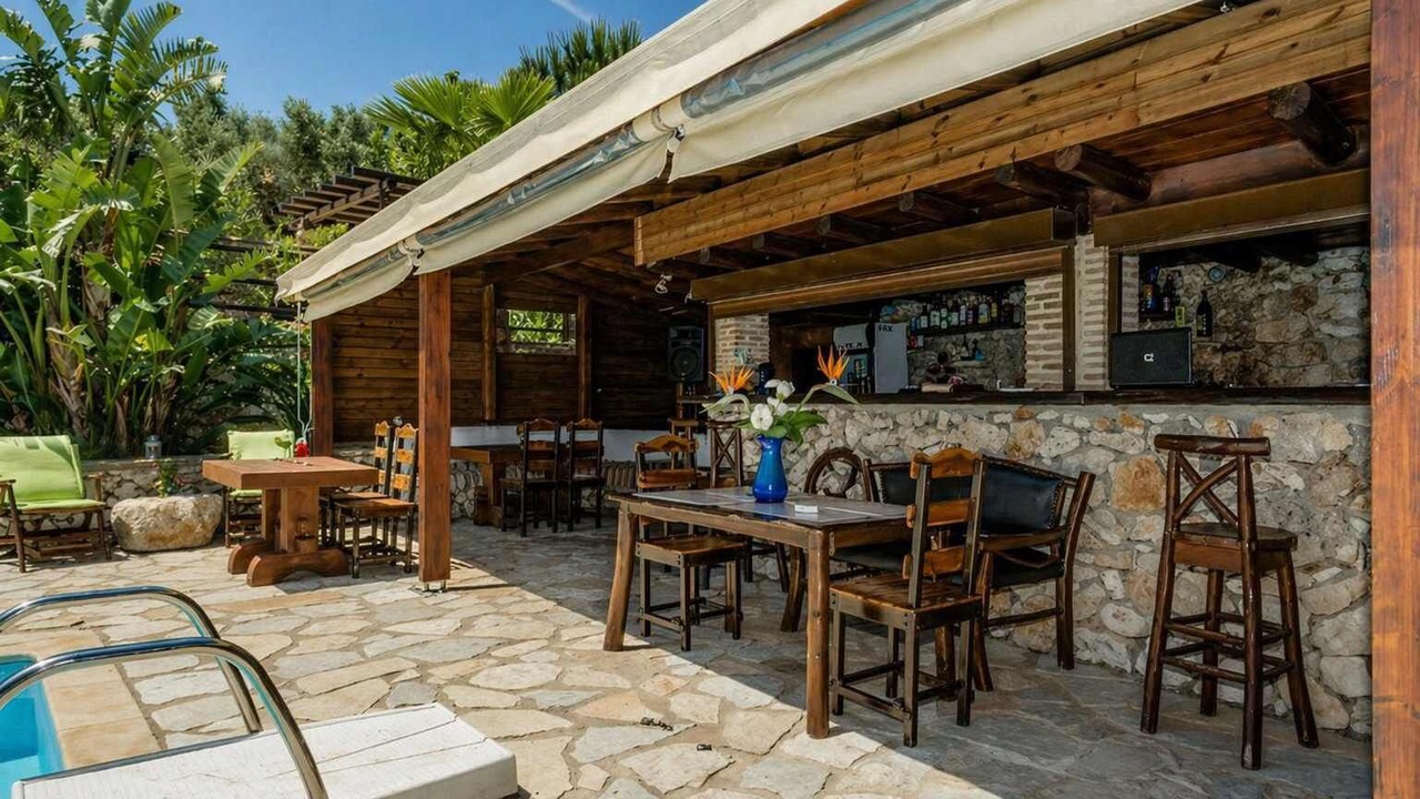 Photo of Outdoor in Skinaria