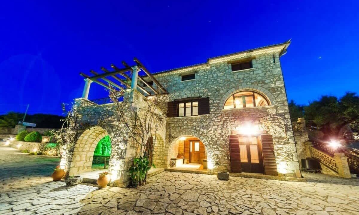 Photo of Outdoor in Skinaria