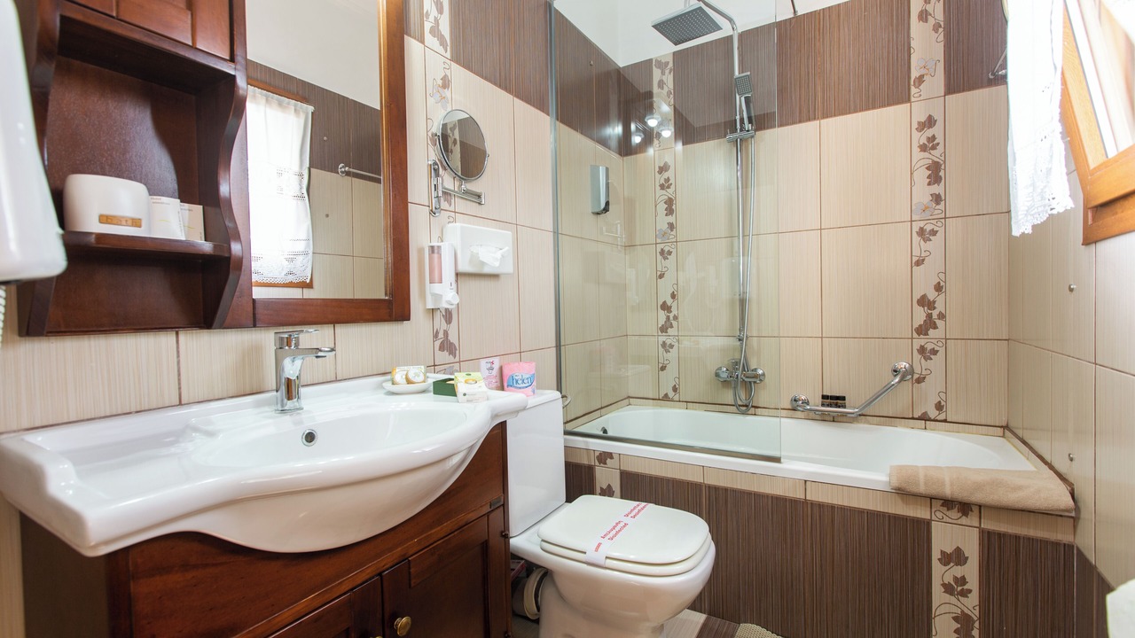 Photo of Bathroom in Acharavi