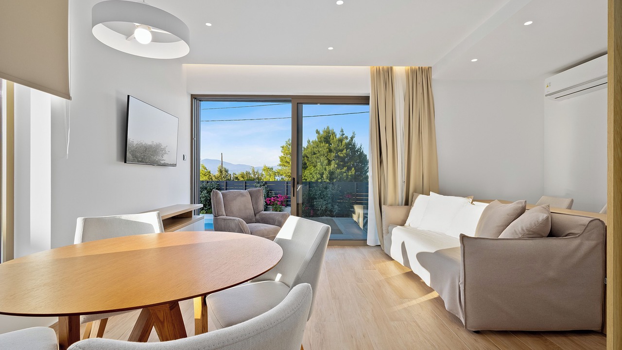 Photo of Livingroom in Corinth