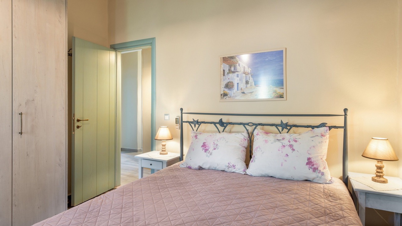 Photo of Bedroom in Megas Gialos