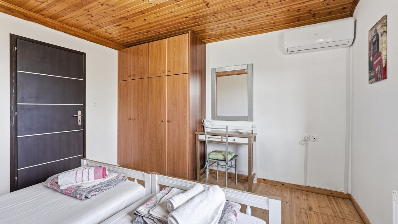 Photo of Bedroom in Molos